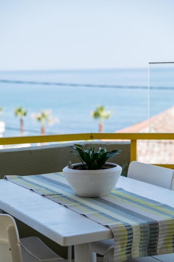 Eftihia Apartments By The Sea Rethymnon Exterior foto